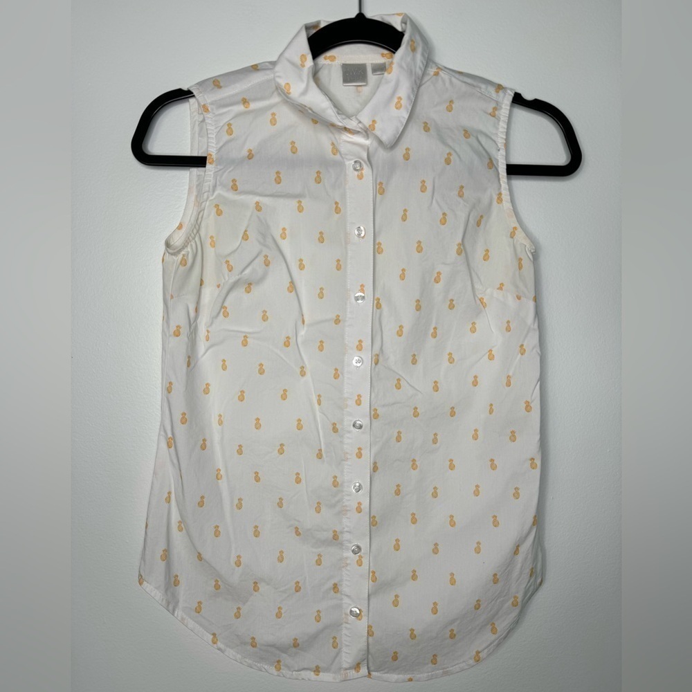 Simons pineapple novelty print sleeveless blouse